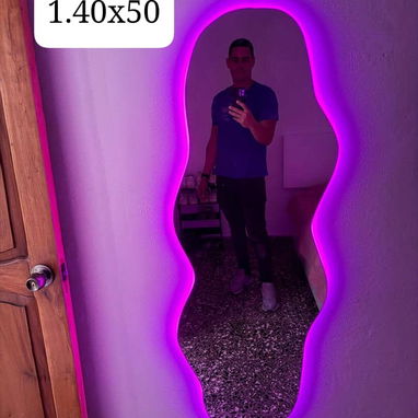 Espejos aéreos con luces LED neón totalmente personalizados y diseñados para transformar cualquier ambiente en un lugar - 10/10