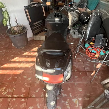 Vendo moto electrica de uso enperfecto estado - 5/6