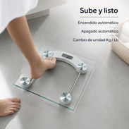 ⚖️ Pesa Digital de Baño  💰 35 USD  Lleva un mejor control de tu salud con esta elegante pesa digital de vidrio templado - Img 57811283