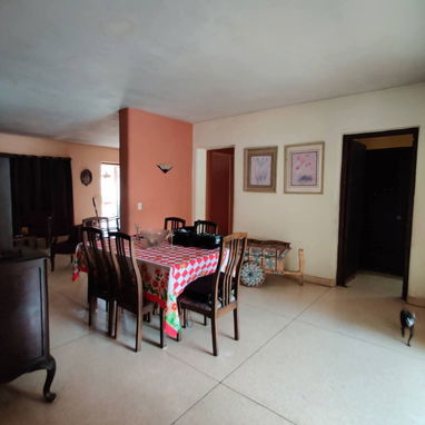 Propiedad en el corazón de la zona comercial de Miramar !!! - Img 119678799
