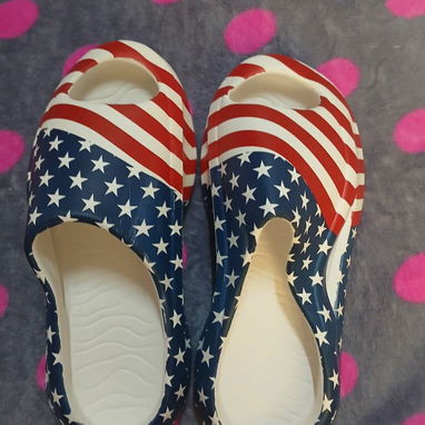 Chancletas, Crocs, Sandalias - Img 121648081