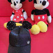 Gorra Mickey para niña - Img 55689437