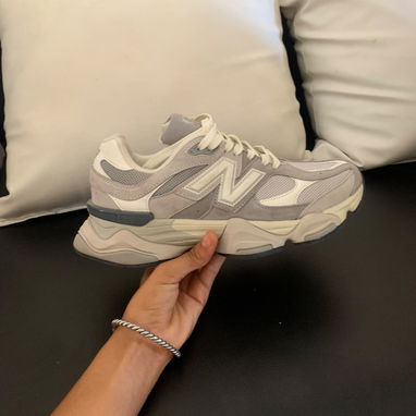 New Balance - 2/4