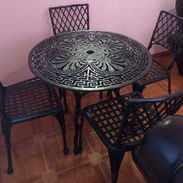 Juego de mesa para terraza de cuatro sillas mire las fotos muebles de aluminio color negro matizado en verde - Img 54603301