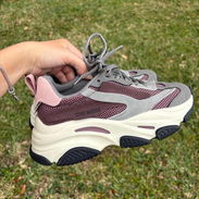 Tenis Steve Madden originales - Img 51700922