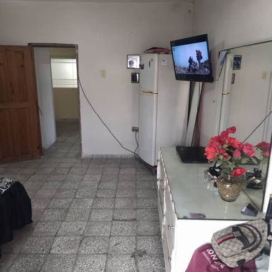 Se vende casa súper grande de 3 cuartos - 8/10