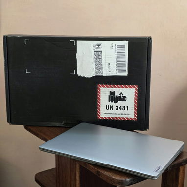 Laptop Lenovo IdeaPad 1  (Nueva en Caja ) - 2/4
