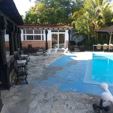 🏠 Casa De Renta En Boyeros. 💵Precio: 40 usd por habitación. 🏊🏻‍♀️Tiene piscina y capacidad para 8 personas - 5/6