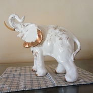 Elefante wales porcelana Japonesa. - Img 57583941