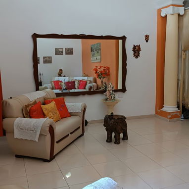se vende casa en 10 de octubre, negociable - Img 125584567