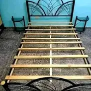 Camas con su colchón totalmente nuevo + dos mesitas de noche. Venta de colchones. Reparación de colchones 😉 - Img 54857911