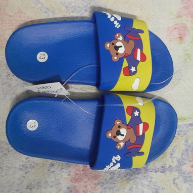Chancletas y tenis para niños - 3/3