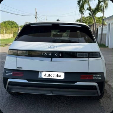 Hyunday IONIQ 5 2025 con 4 mil km - 3/7