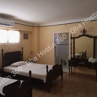 Hostal en Santa Maria del Mar con 2 miniapartamentos y piscina con capacidad para 8 personas. - Img 105767838