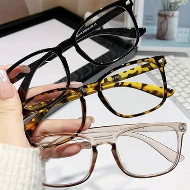 Gafas Louis Vuitton, Millonarias, por cantidad $2000 mn de 10 en adelante, por unidad $ 3000 mn , escríbeme al WhatsApp - 3/10