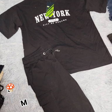 CONJUNTO DE HOMBRE OVERSIZE 4 PUERTAS.  20 USD - Img 117956535