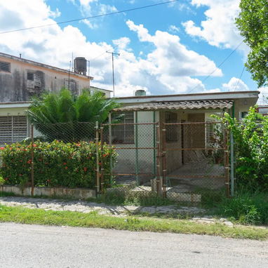 Se vende casa en el Casino Deportivo - 3/10