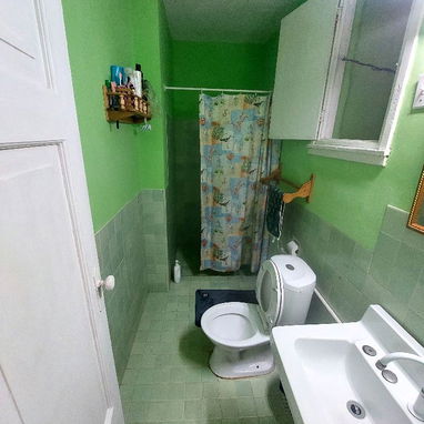 APARTAMENTO EN EL VEDADO,  PLANTA BAJA Y PUERTA A CALLE. - Img 121190366