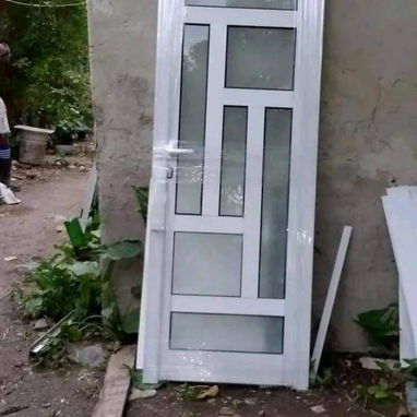 CARPINTERIA DE ALUMINIO - 9/10