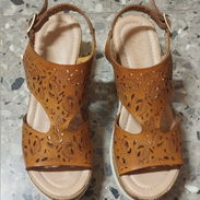 Zapatos de mujer, jóvenes, sandalias de plataforma. No. 35. Me ajusto - Img 57050321