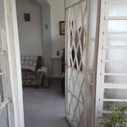 *$9000usd. En venta apartamento de un edificio capitalista, de 2 plantas (PLANTA ALTA, NADIE ARRIBA) en MARIANAO - Img 55739796