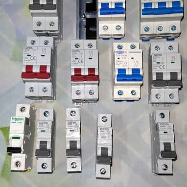Suplementos de Energía Solar, Baterias,Inversores y cargadores. - 3/5