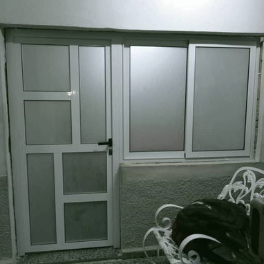 Carpintería moderna en aluminio y cristalería - Img 122364070