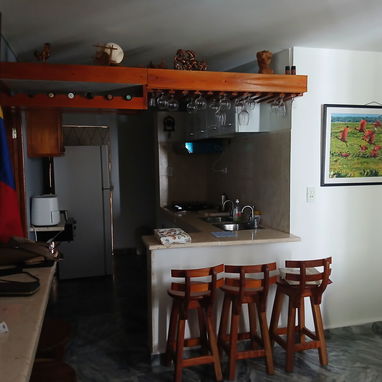 EXCELENTE OFERTA, no pierda la oportunidad TODA UNA GANGA!! Se vende apartamento amueblado y todo de marmol - 2/6