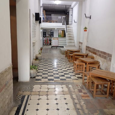 Casa biplanta ideal para negocio en 10 de octubre - 10/10