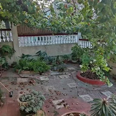 G-775 En venta casa capitalista independiente en la Víbora, 10 de Octubre con piscina y 4 cuartos - Img 119257720