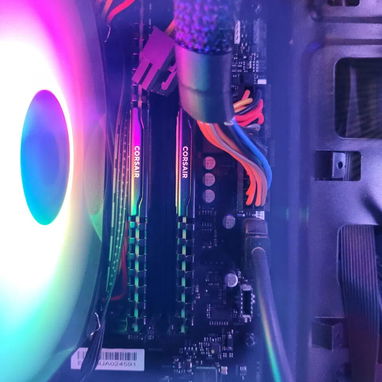 PC de escritorio para trabajar o para juegos GAMES, Chasis Game+ Board AsrhoK Z590 + i7 11th Gene - Img 123398373