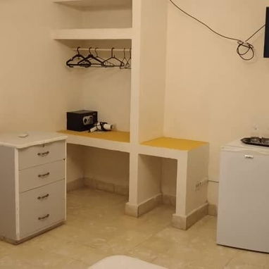 SE RENTA APARTAMENTO DE 3 HABITACIONES EN EL VEDADO, POR CALZADA Y K. 54026428 - Img 114228388