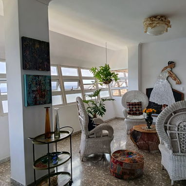 🪼 APARTAMENTO EN MALECÓN | RENTA POR DÍAS EN LA HABANA | VISTA Y UBICACIÓN PREMIUM 🌊🏡✨ - Img 122410922