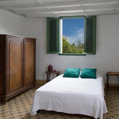 🏠 Apartamento De Renta En El Vedado. 💡 Energía Eléctrica las 24 horas. ✔️ Tiene gas de la calle.📞 Reserva : 55149761 - 4/7