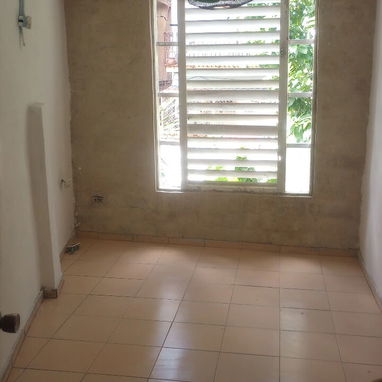 Venta de Casa Independiente 3 habitaciones(Santo Suárez)🏠 - 6/10
