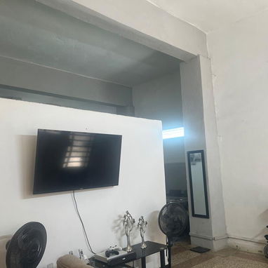 Se vende casa puerta de calle en La Habana Vieja en 60 mil - Img 125119390