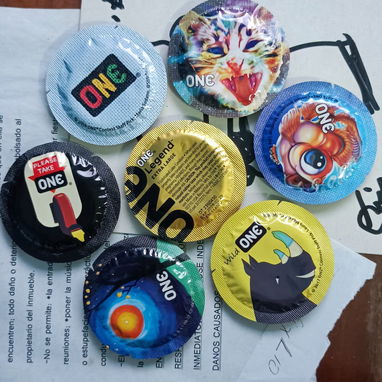PRESERVATIVOS/CONDONES para su protección. - 2/6