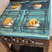 Cocinas de 4 hornilla de magneto en venta en la habana,ollas de presión de litros en venta en la habana - Img 45542752