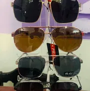 ROPA PARA HOMBRES Y ESTAS GAFAS PARA CUALQUIERA DE TUS ESTILOS.  ESCRIBEME AL WHATSAP 56249037 - Img 49930683