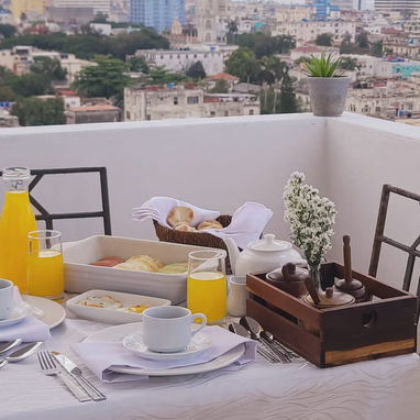 🗺️Villa de Lujo con Piscina + Terraza en La Habana para Extranjeros - Img 115303708
