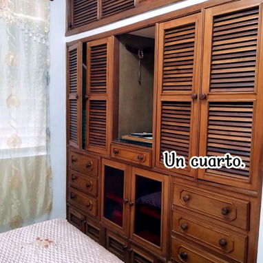 🏠 VENTA DE CASA 3/4, PLANTA BAJA Y AMUEBLADA EN MANTILLA, Calle Rosell. Se vende con todo. Totalmente enrejada. - 8/9