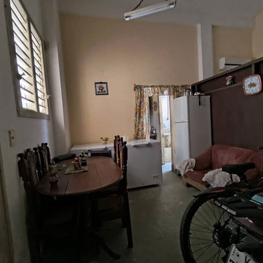 Venta de casa en Centro Habana con Respaldo eléctrico - Img 125694953