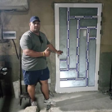 Carpintería de aluminio puertas,ventanas,bajos de meseta,paños fijos y más, marquetería de calidad 63727376 - Img 117511595