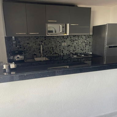 renta por noche y lineal en el vedado en apartamento de 3 habitaciones y cocina equipada +5363689791 - Img 117208001
