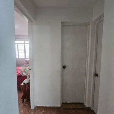 Apto en el Cerro en un 3er piso  [ Casino Dptvo ] - Img 123132200