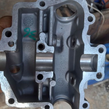 Piezas para GN 125 cabezota y pistón  con aros. - 4/5