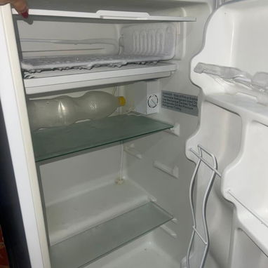 Vendo nevera Midea - Img 120046529