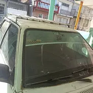 Carro Ford del 91 que es el carro más barato en Holguín - Img 56366075