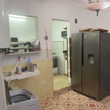 🏠¡RENTA DE CASA ENTERA EN LA HABANA VIEJA! 5 Hab / Terraza / ZONA SOTERRADA (No se va la luz)🪸 - Img 122016647