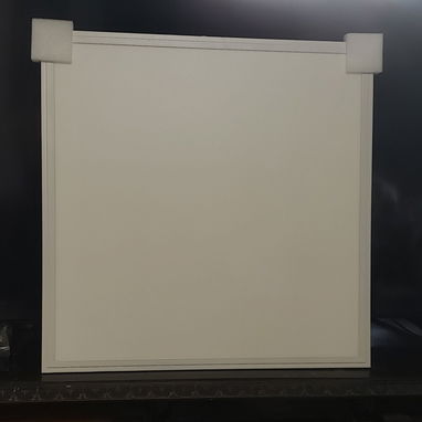 LÁMPARA LED - 2/5